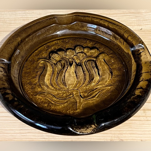 Source Unknown Other - Vintage  Rose  Ashtray 1969